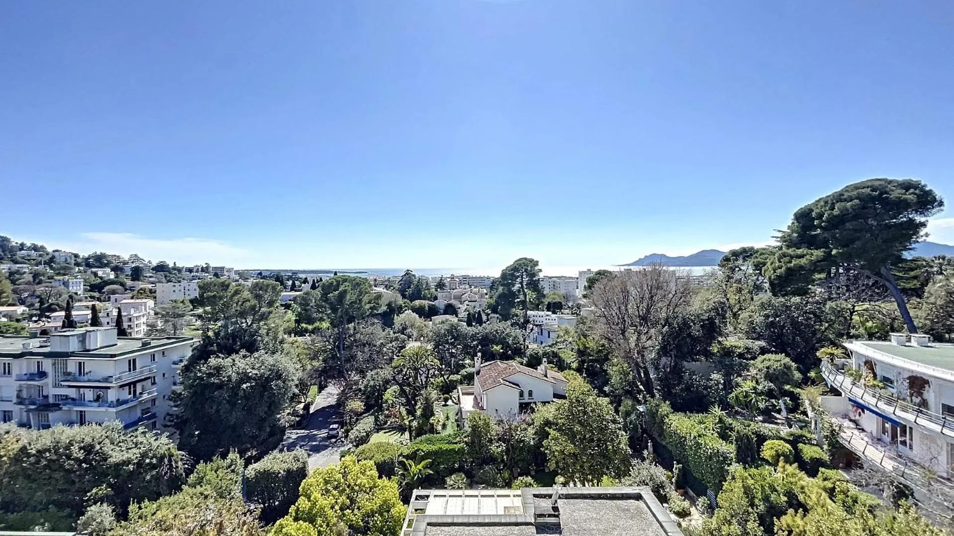 Appartement Climatise Avec Vue Mer Cannes Appartamento
